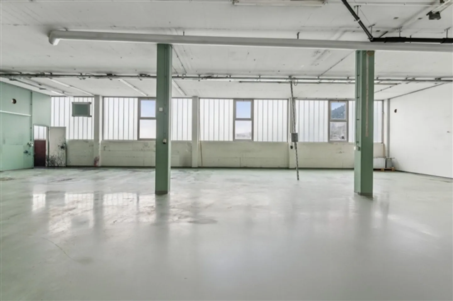 Ampio spazio di stoccaggio e studio nel quartiere industriale di Oberfeld - Foto 9 di 9