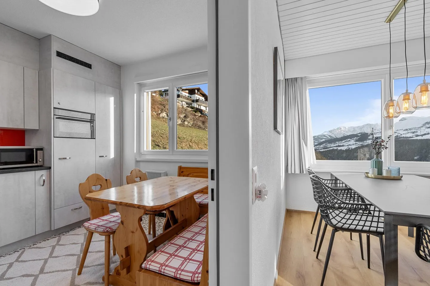 Bellissimo appartamento per vacanze 2 ½ camere, vista perfetta, piscina, TGP, arredato - Foto 9 di 26