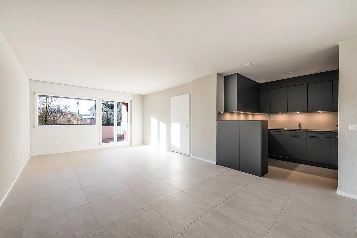 Ihre TRAUMWOHNUNG  in Flawil - 2.5 Zimmer-Wohnung im EG zu vermieten - Foto 2 von 7