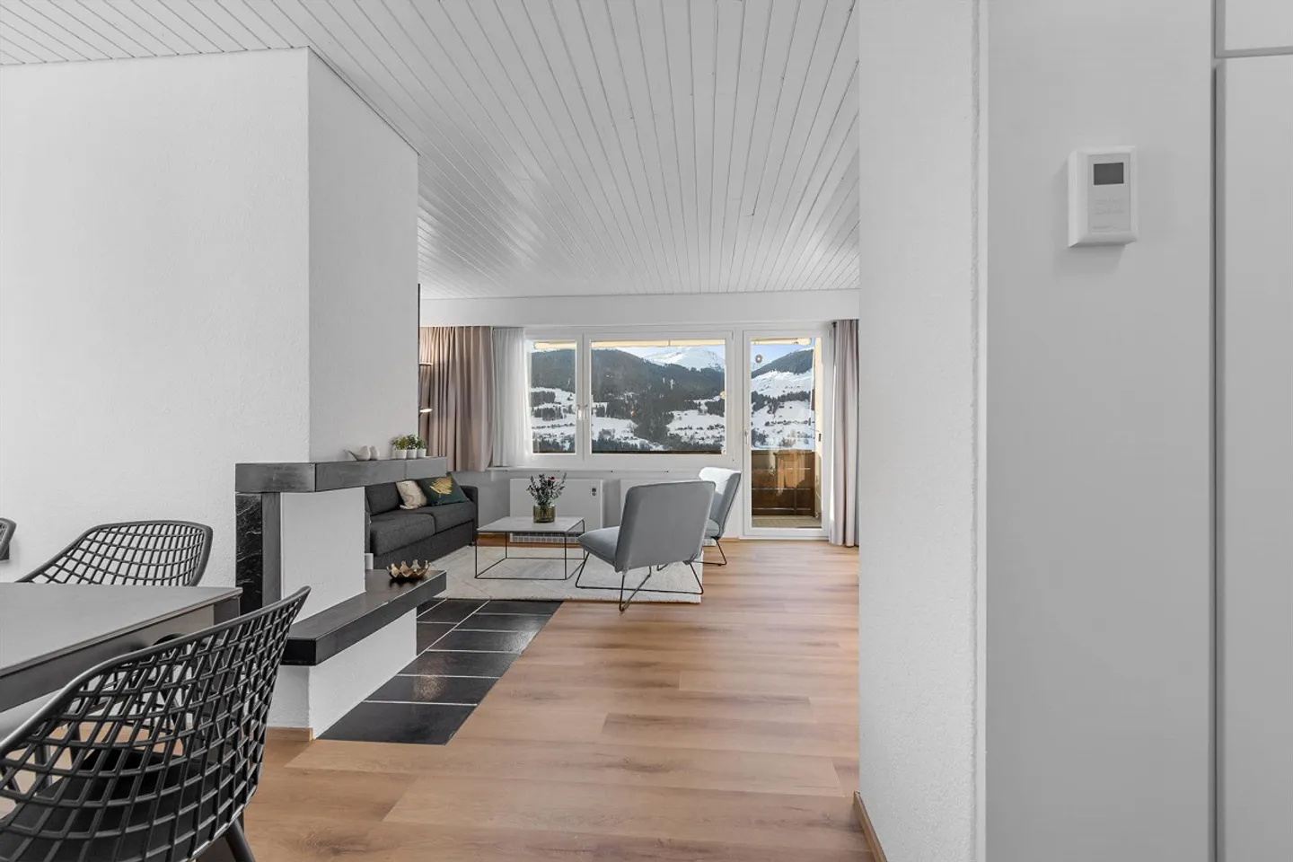 Bellissimo appartamento per vacanze 2 ½ camere, vista perfetta, piscina, TGP, arredato - Foto 10 di 26