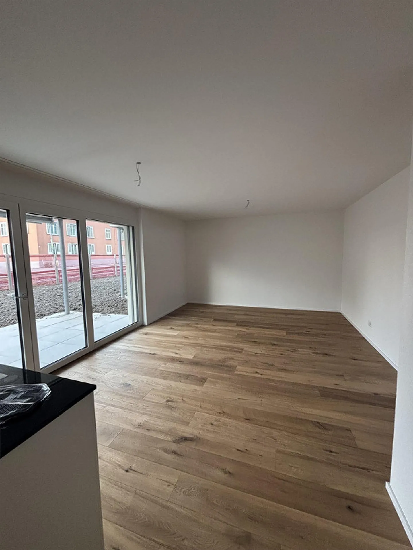 Appartamento luminoso e moderno di 2,5 stanze con grande balcone - Foto 7 di 9