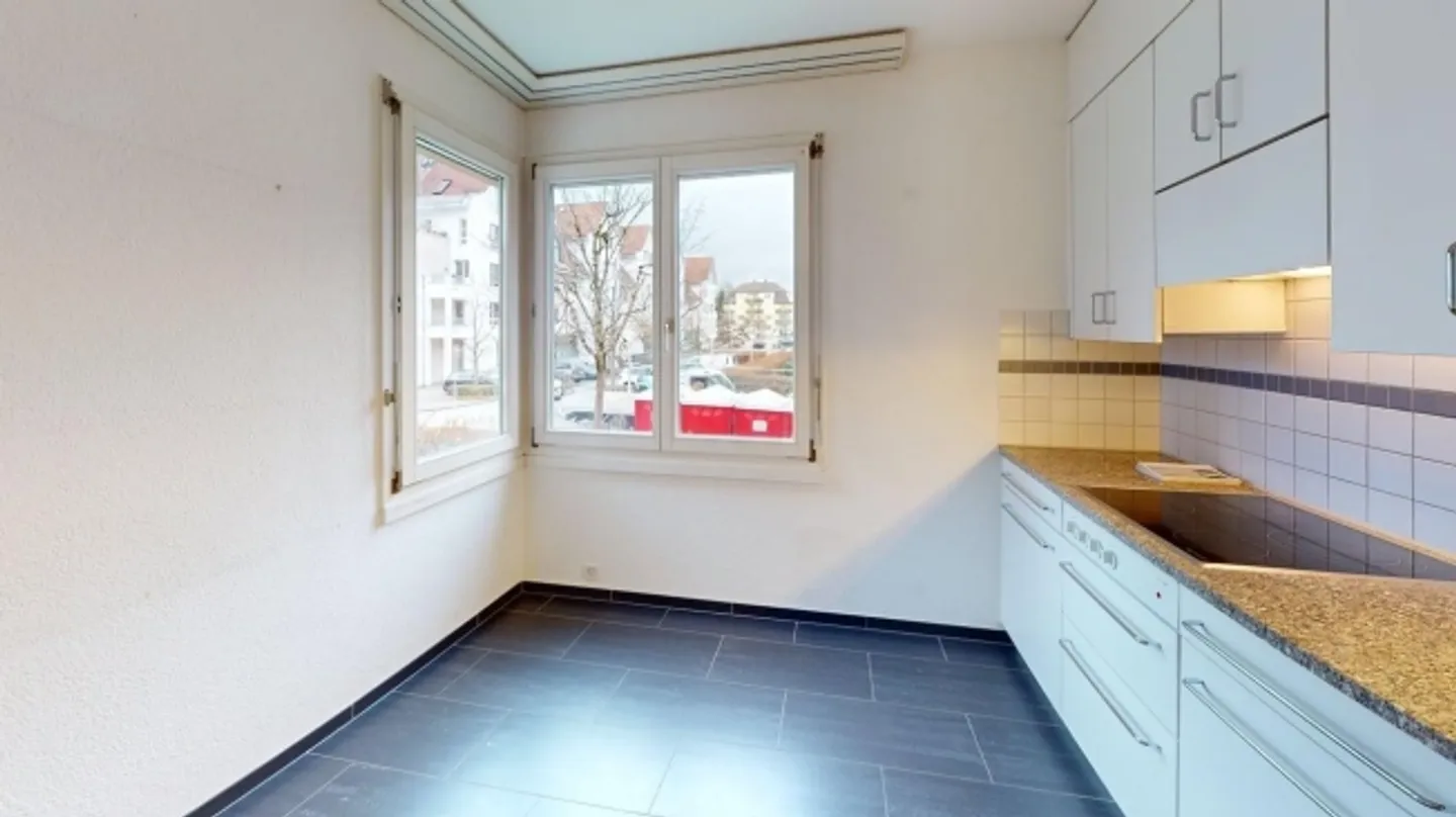 Solution temporaire idéale Appartement 4 pièces - Disponible jusqu'au 30.09.2026 - Photo 2 sur 10