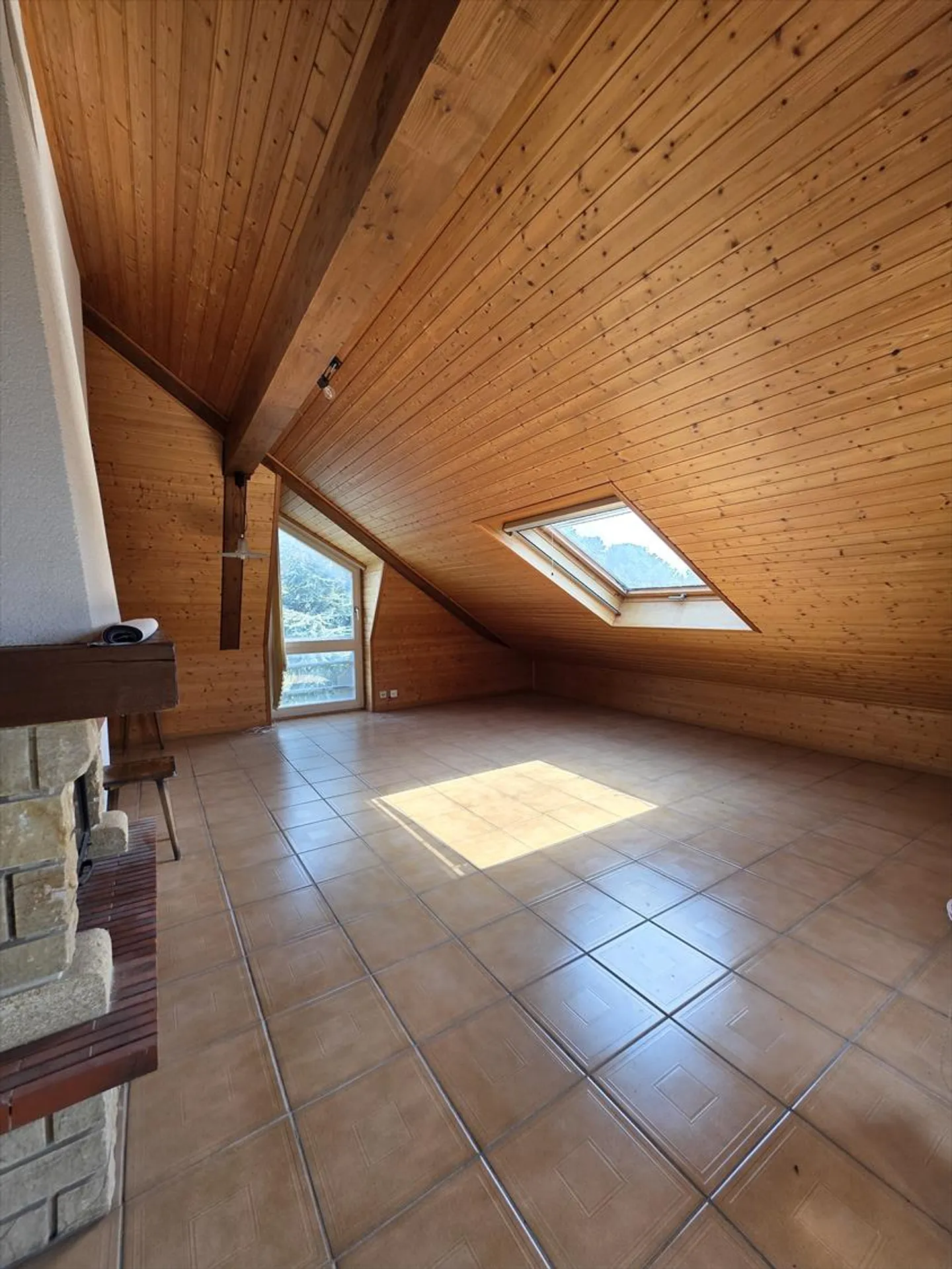 Ultimo piano 3.5 stanze - Foto 2 di 13