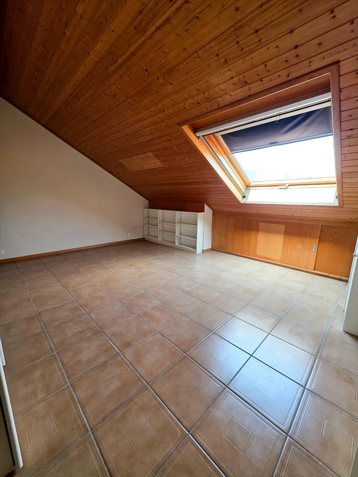Ultimo piano 3.5 stanze - Foto 7 di 13