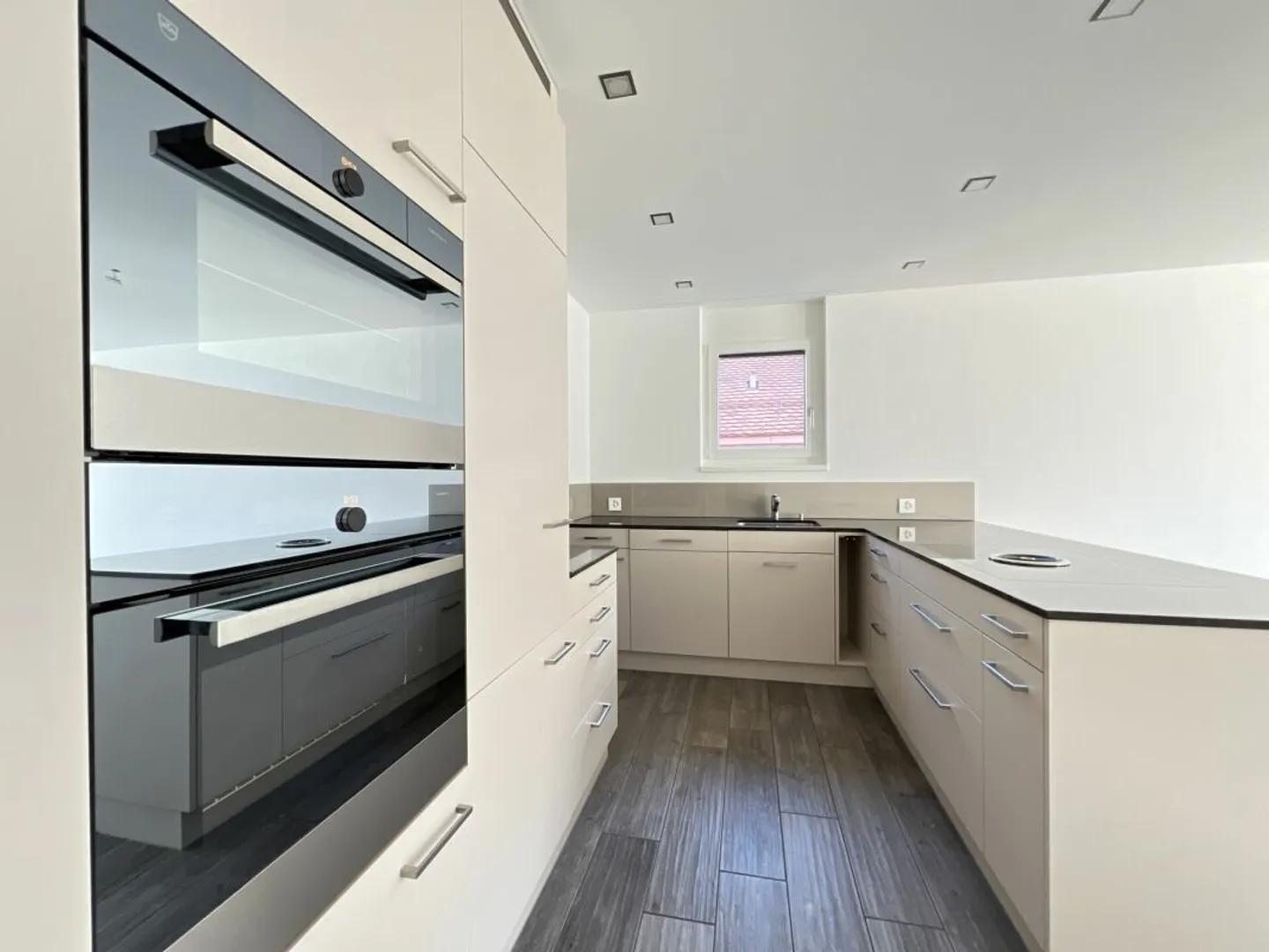 PLENTY OF SPACE FOR YOUR LIVING IDEAS - Photo 2 of 24