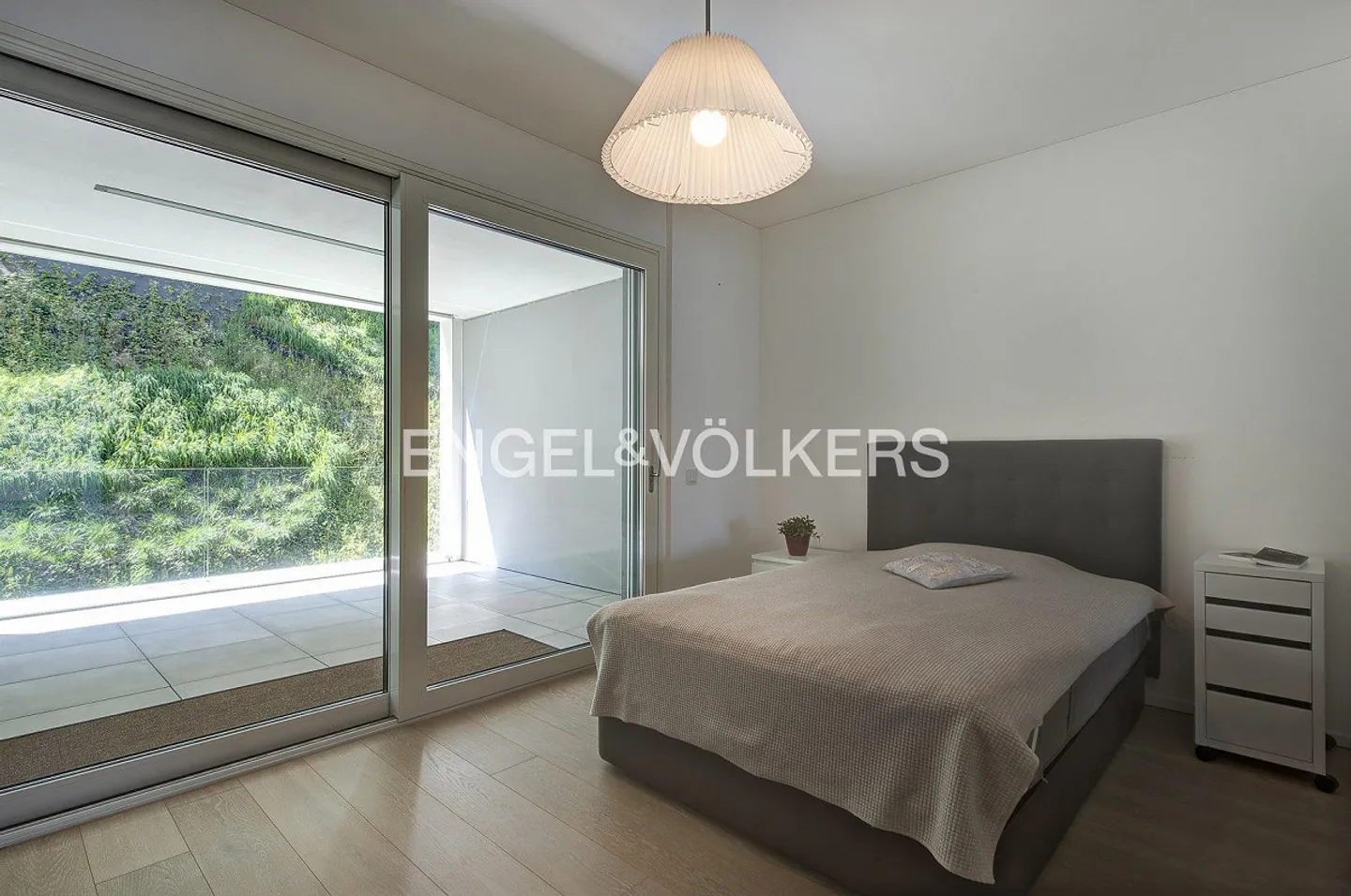 Stile e design con vista mozzafiato sul lago - Foto 7 di 10