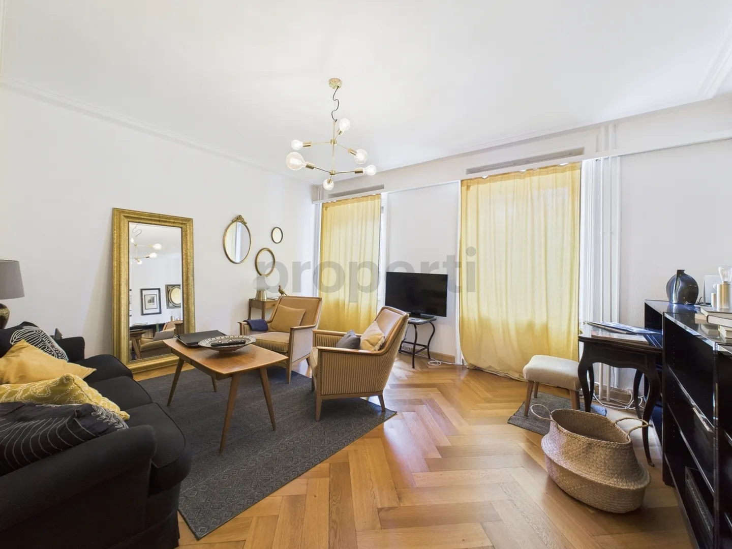 Charmant appartement meublé dans un emplacement central à Bâle - Photo 1 sur 9