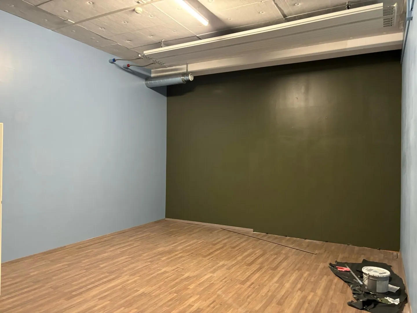 35 m² Werkstatt zu vermieten - Les Ateliers de la Côte (LAC), Etoy - Foto 2 von 3