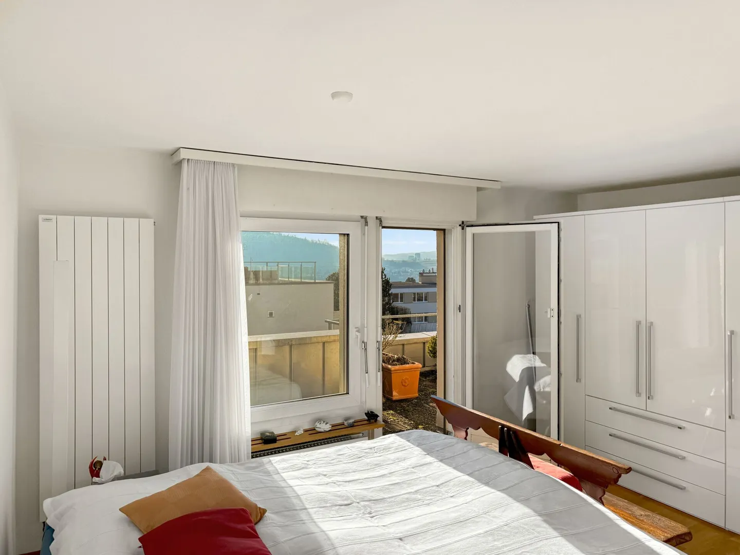 Unique 3.5-room penthouse apartment with a view of the Munot and Rhine - Photo 10 of 12