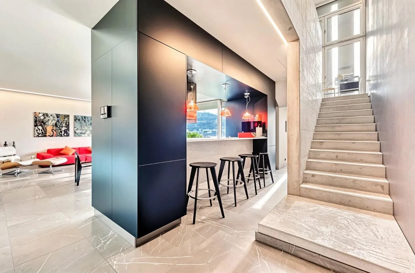 Proprietà contemporanea con rooftop panoramico - Foto 4 di 13