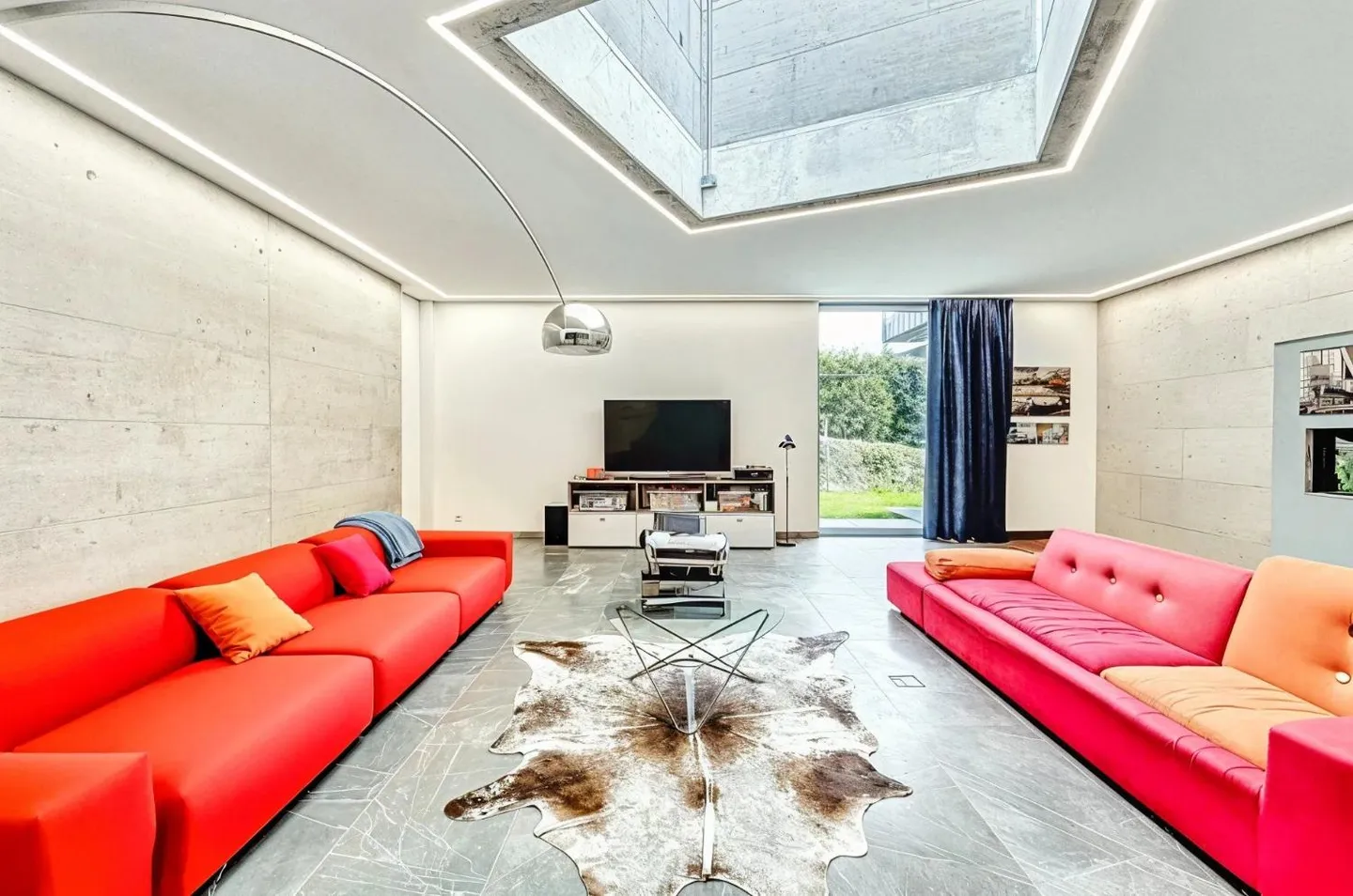 Proprietà contemporanea con rooftop panoramico - Foto 7 di 13