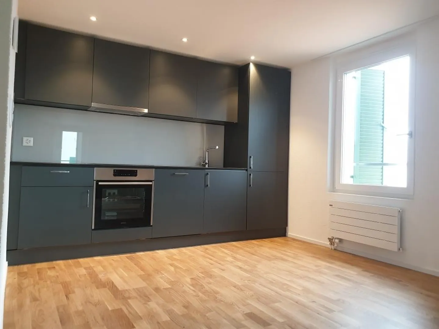 Appartamento moderno di 3,5 stanze - Foto 1 di 9