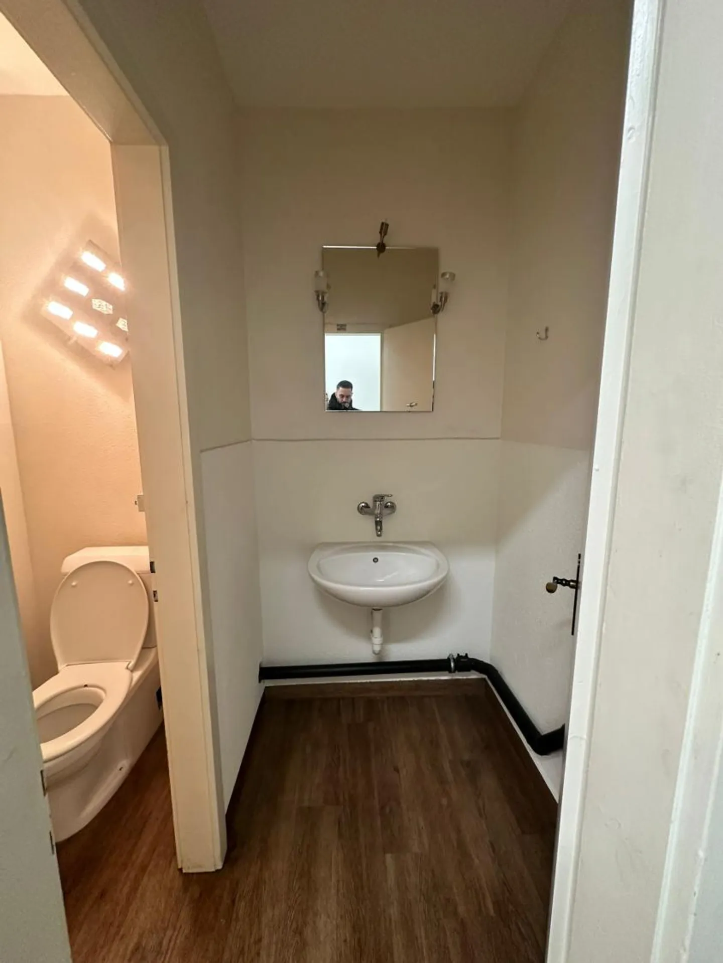 Espace commercial passionnant à vendre, bureau ou showroom dans un emplacement de choix - Photo 6 sur 6