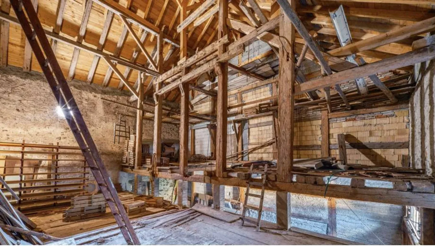 Casa 9 stanze - Foto 2 di 6