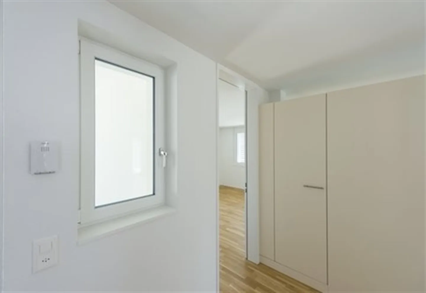 «Helle, moderne 3 1/2-Zimmer-Eckwohnung im Lindentalpark» - Foto 6 von 8