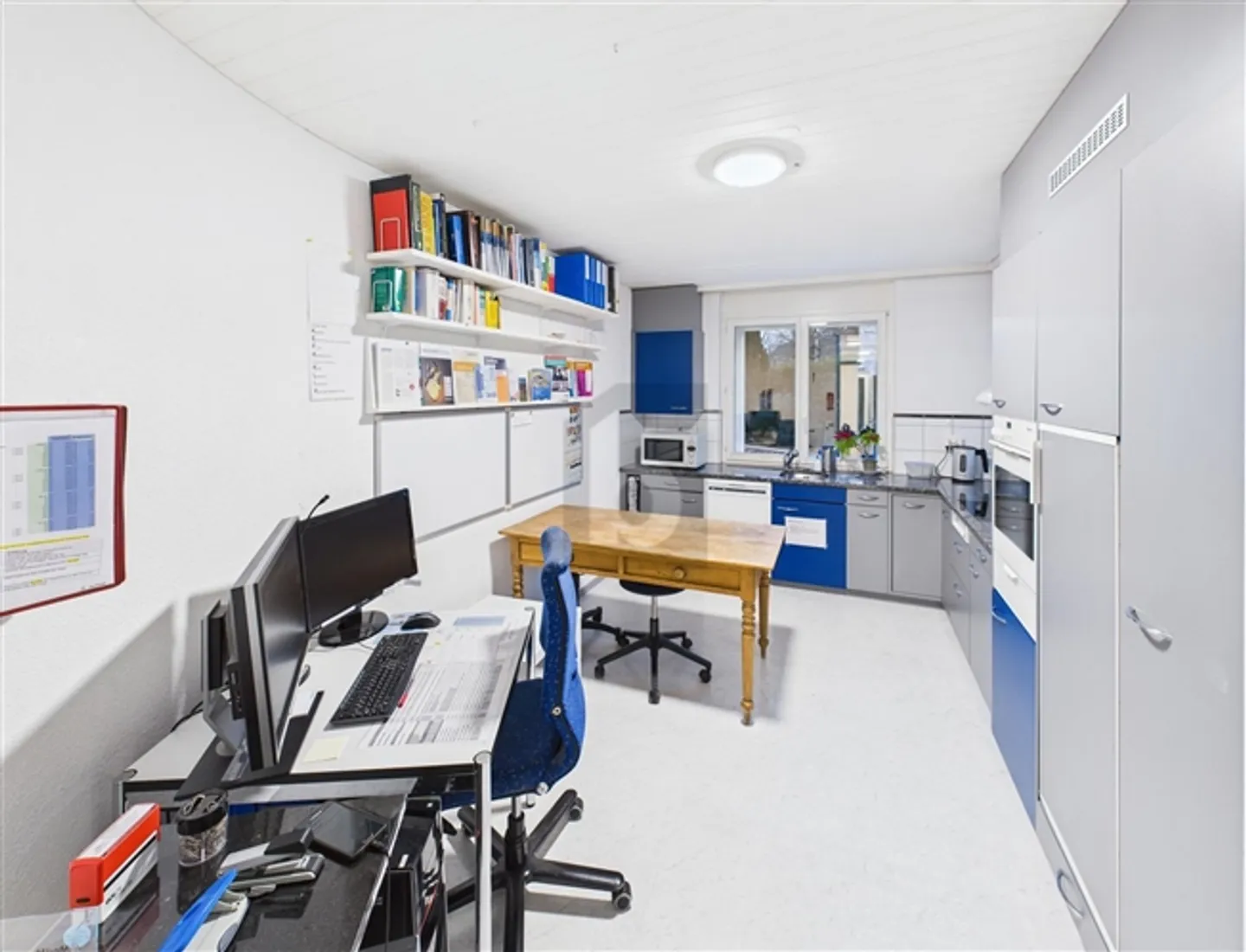 CENTRALLY LOCATED AND WELL EQUIPPED - Photo 6 of 6