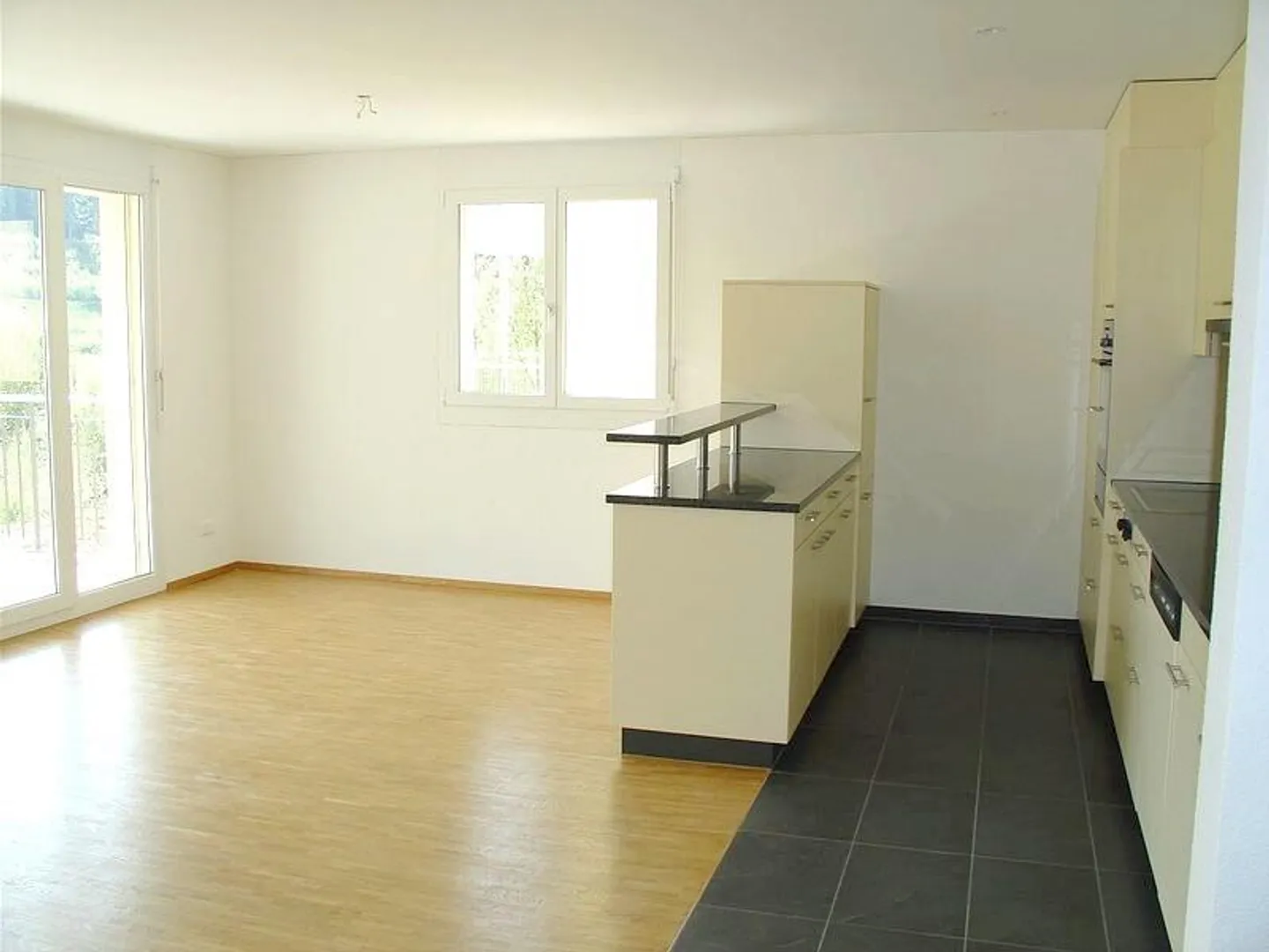 Wohnung in ruhiger, grüner Lage - Foto 3 von 10