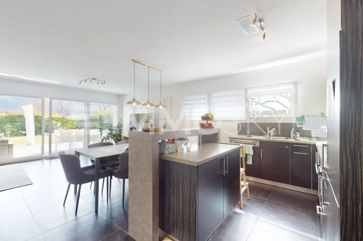 Appartement avec rendement à Sion loué (Rendement env. 3%) - Photo 2 sur 5