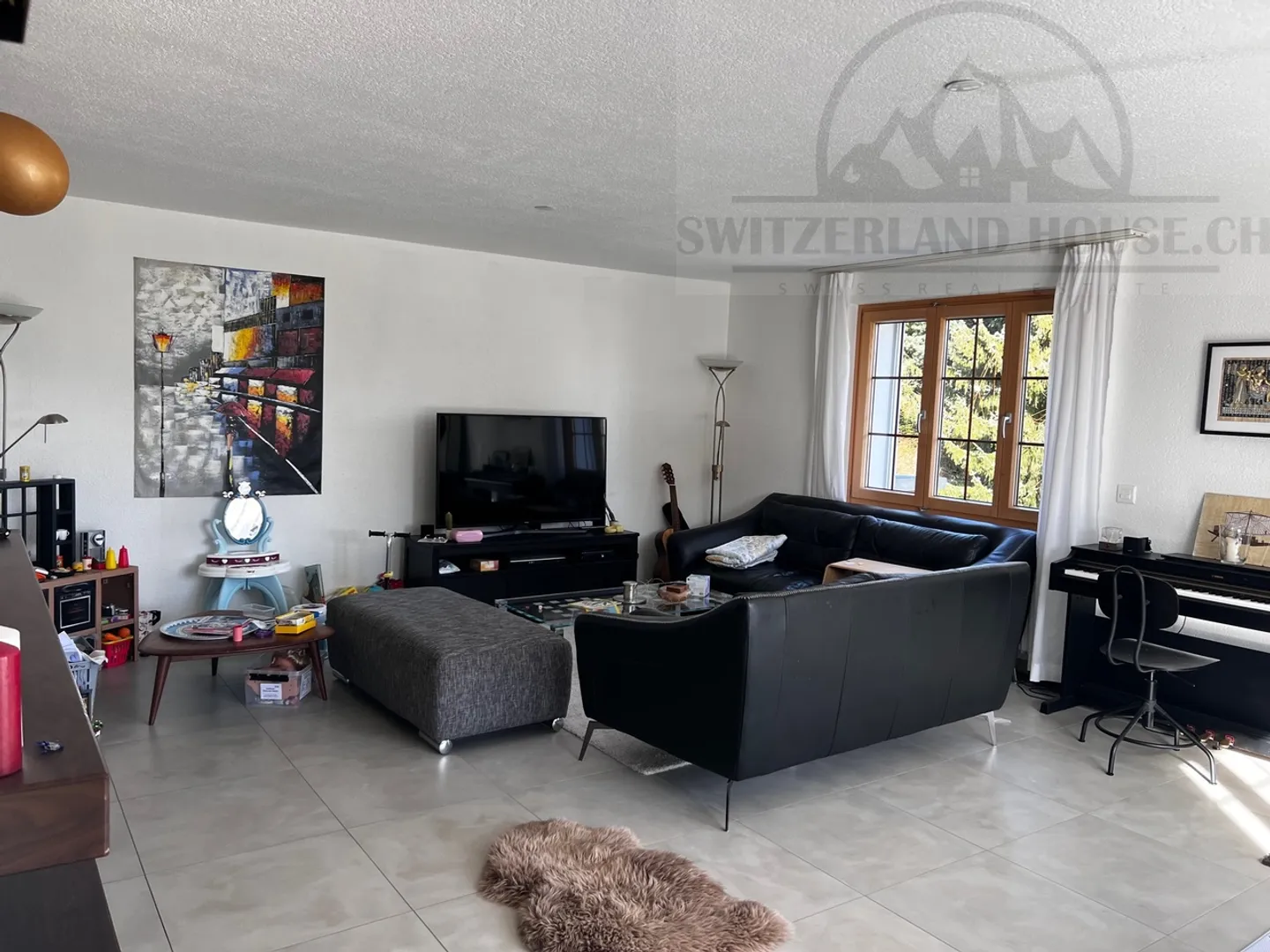 Wunderschöne Villa mit Aussicht in einem Wohngebiet in Neyruz - Foto 5 von 12