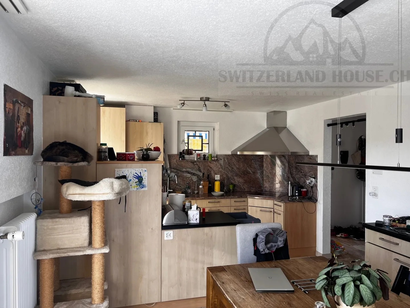 Wunderschöne Villa mit Aussicht in einem Wohngebiet in Neyruz - Foto 7 von 12