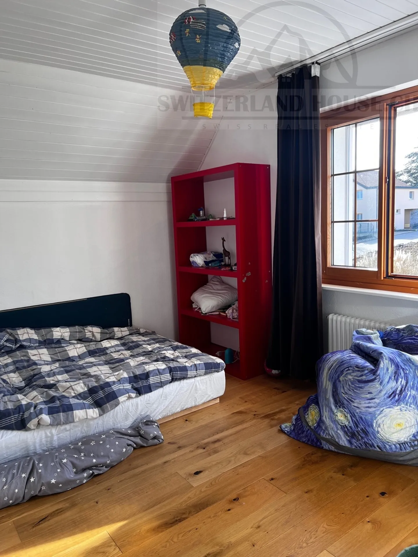 Wunderschöne Villa mit Aussicht in einem Wohngebiet in Neyruz - Foto 8 von 12