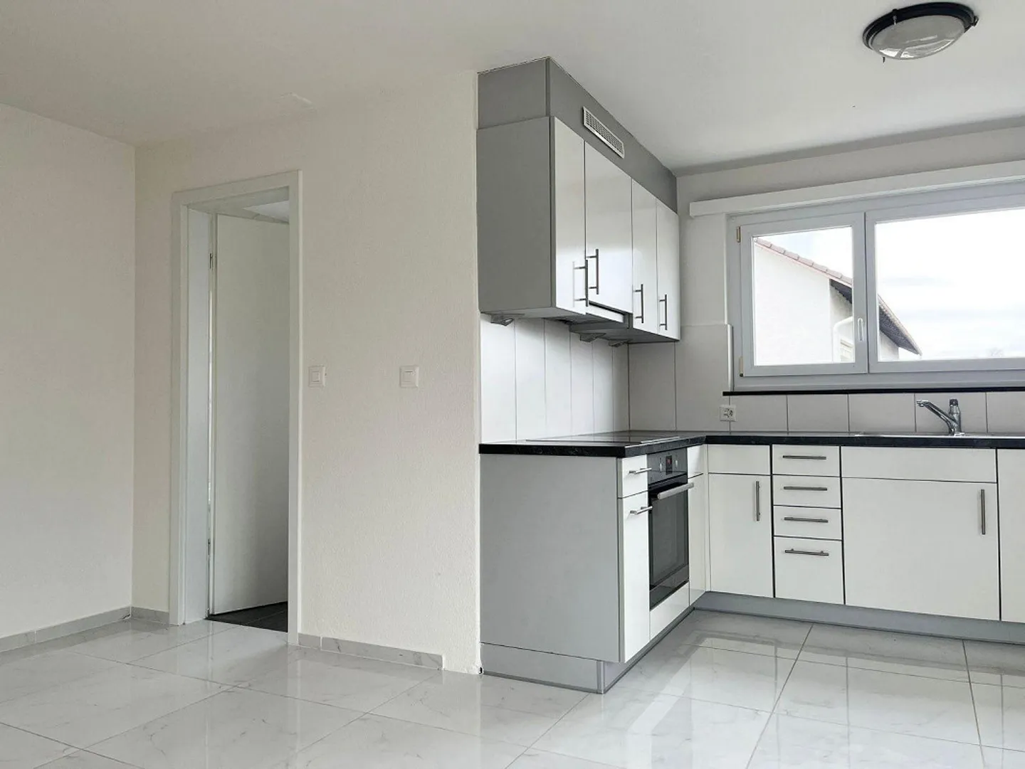 Appartement 1.5 pièces au cœur de Flawil - Photo 1 sur 8