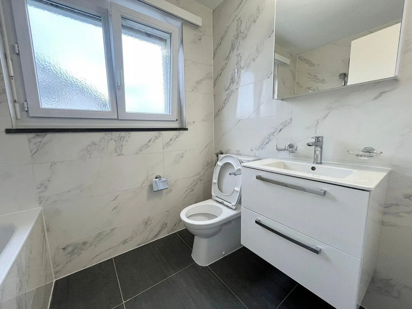 Appartement 1.5 pièces au cœur de Flawil - Photo 4 sur 8