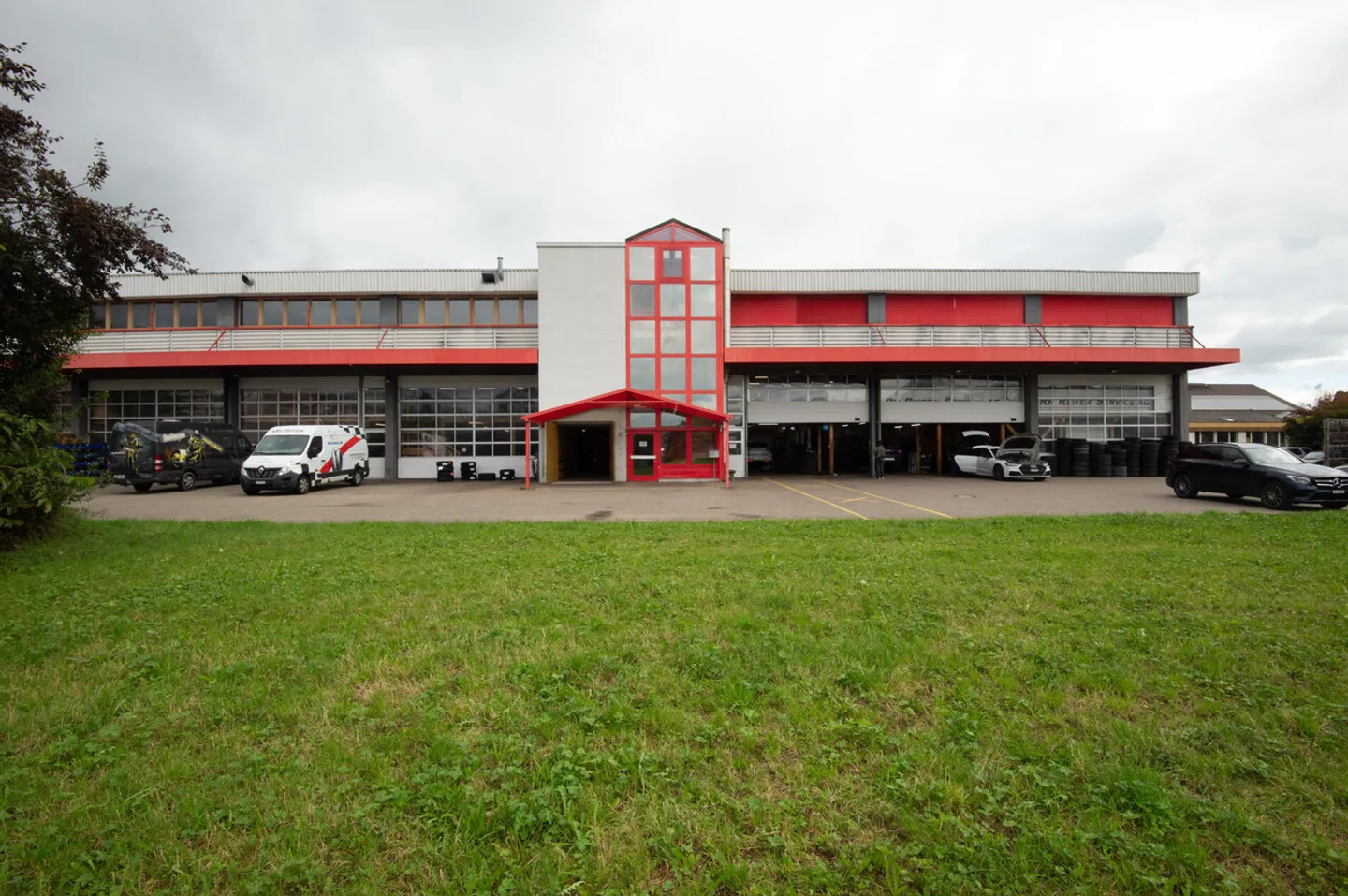 Edificio ad uso misto in affitto - Foto 7 di 13