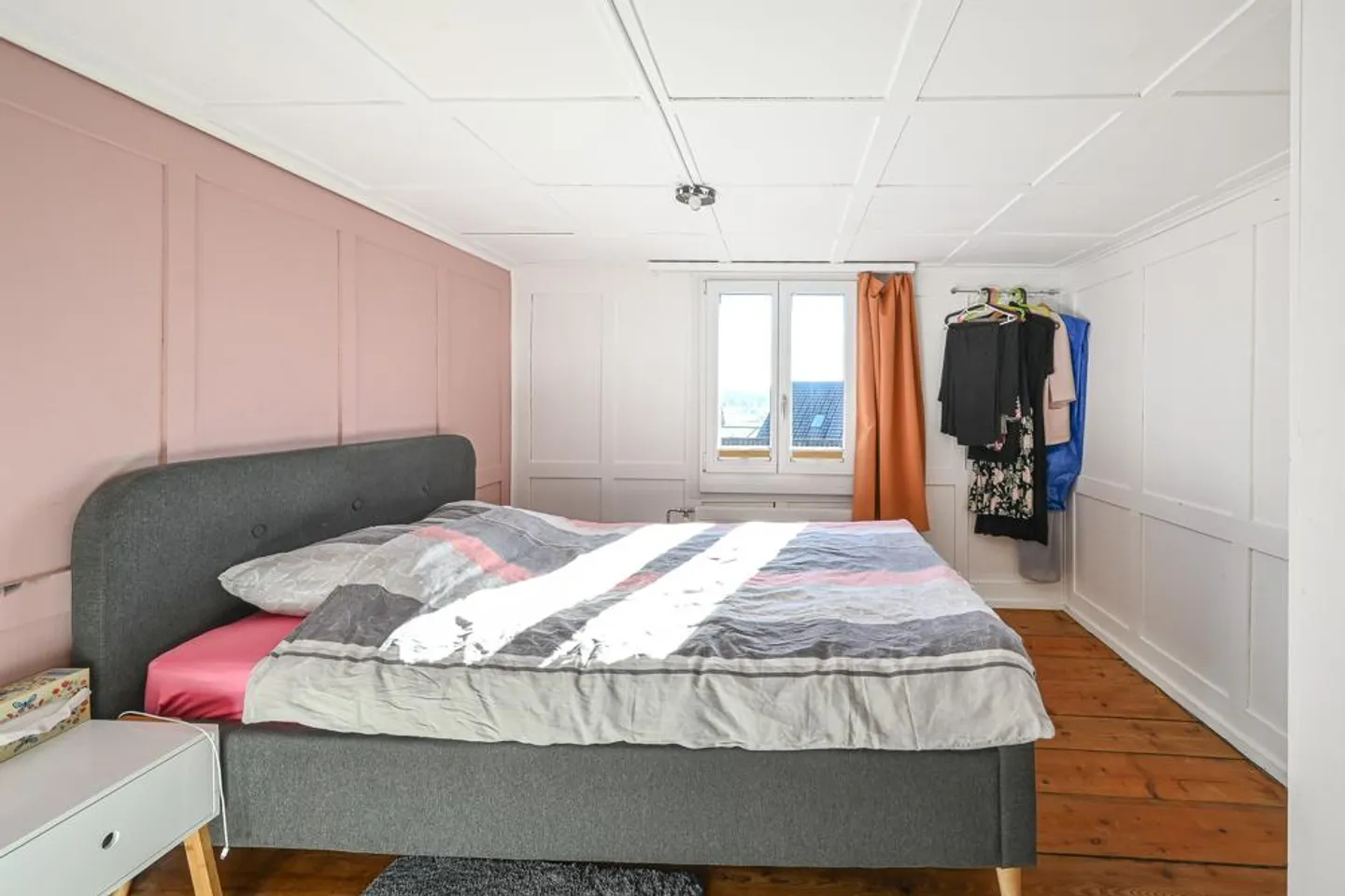 Vie lumineuse sur un grand terrain avec charme et grange - Photo 6 sur 7