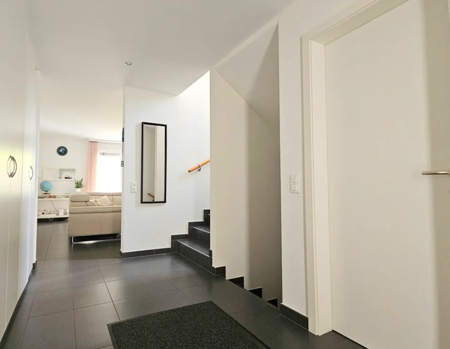 SPACIOUS SINGLE-FAMILY HOUSE WITH 5.5 ROOMS IN OSOGNA - Photo 4 of 18
