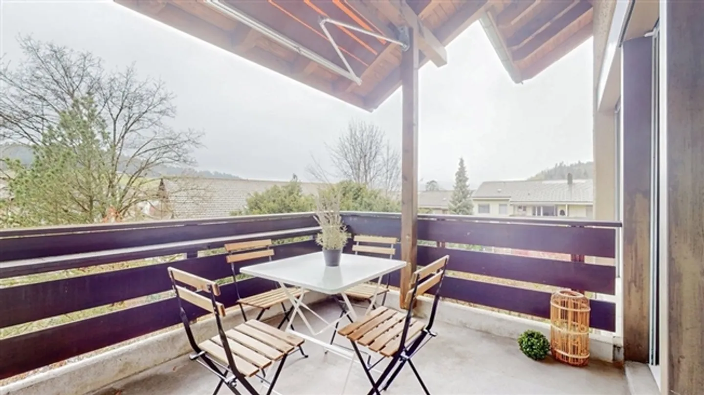 Bell'appartamento di 4.5 stanze con due balconi - Foto 7 di 9