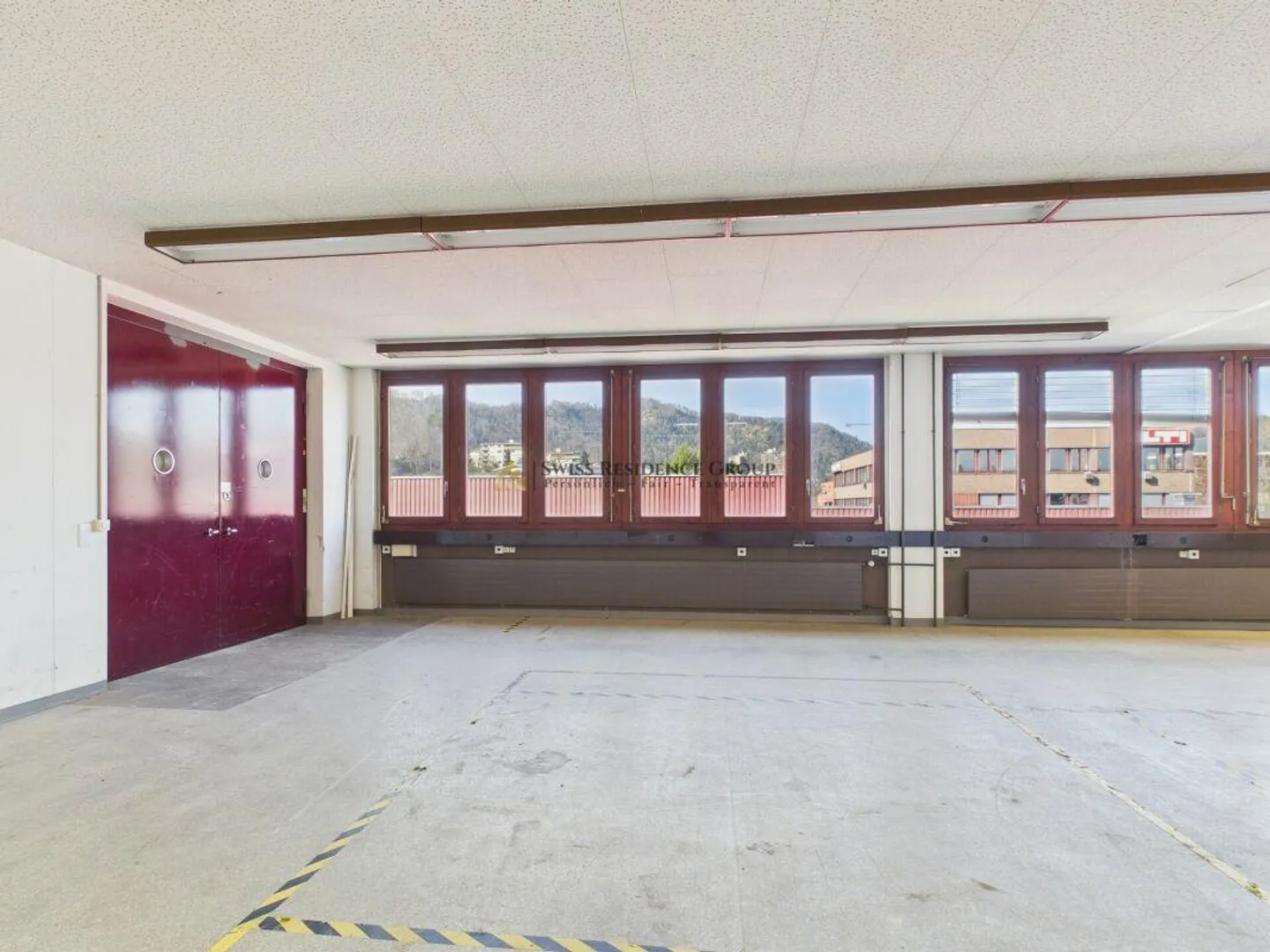 Bright and versatile commercial space with generous spatial feeling - 1... - Photo 2 of 10