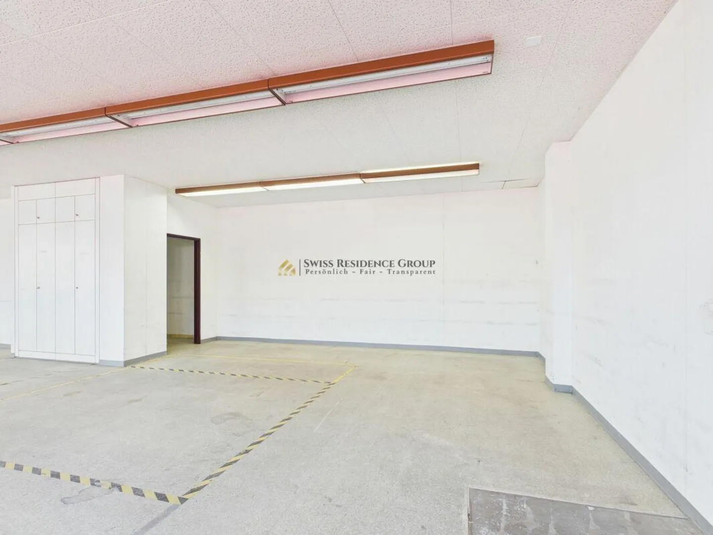 Bright and versatile commercial space with generous spatial feeling - 1... - Photo 8 of 10