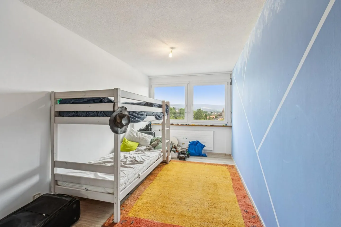 Spacious 5.5-room apartment on the top floor with terrace and 2 - Photo 11 of 13
