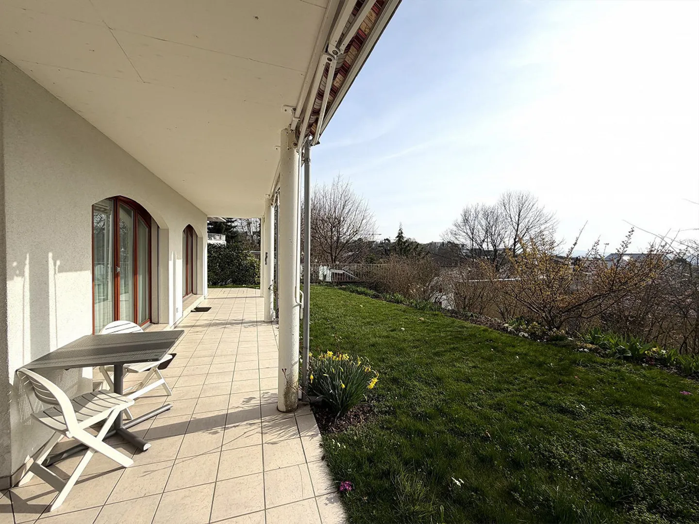 Stylish apartment in a sought-after residential area! - Photo 7 of 11