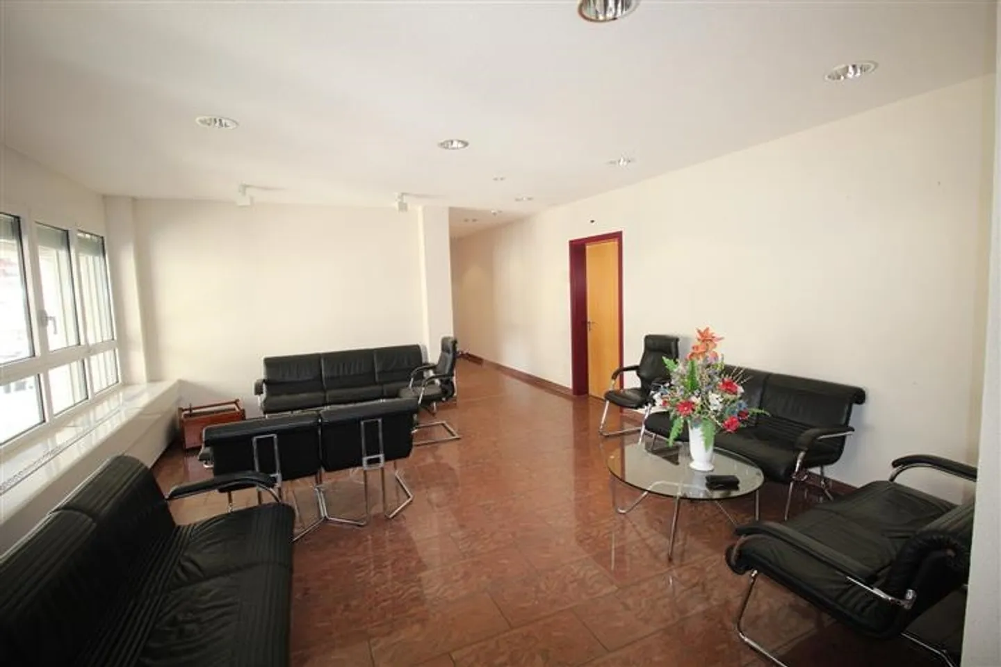 Office space for sale - Photo 5 of 9