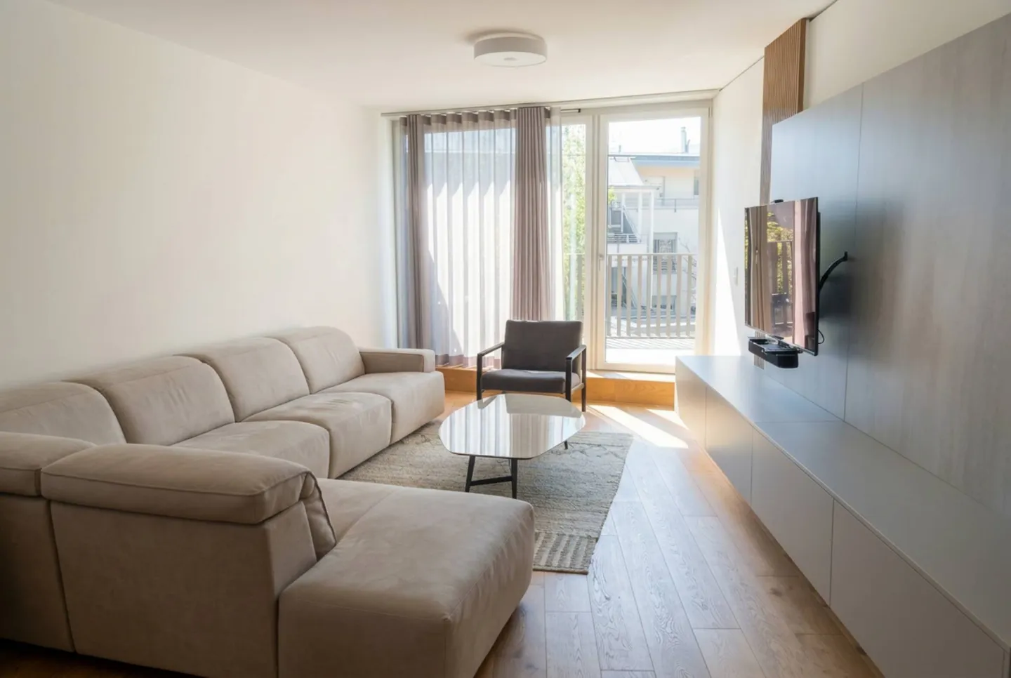 Appartamento 4 locali - Foto 2 di 7