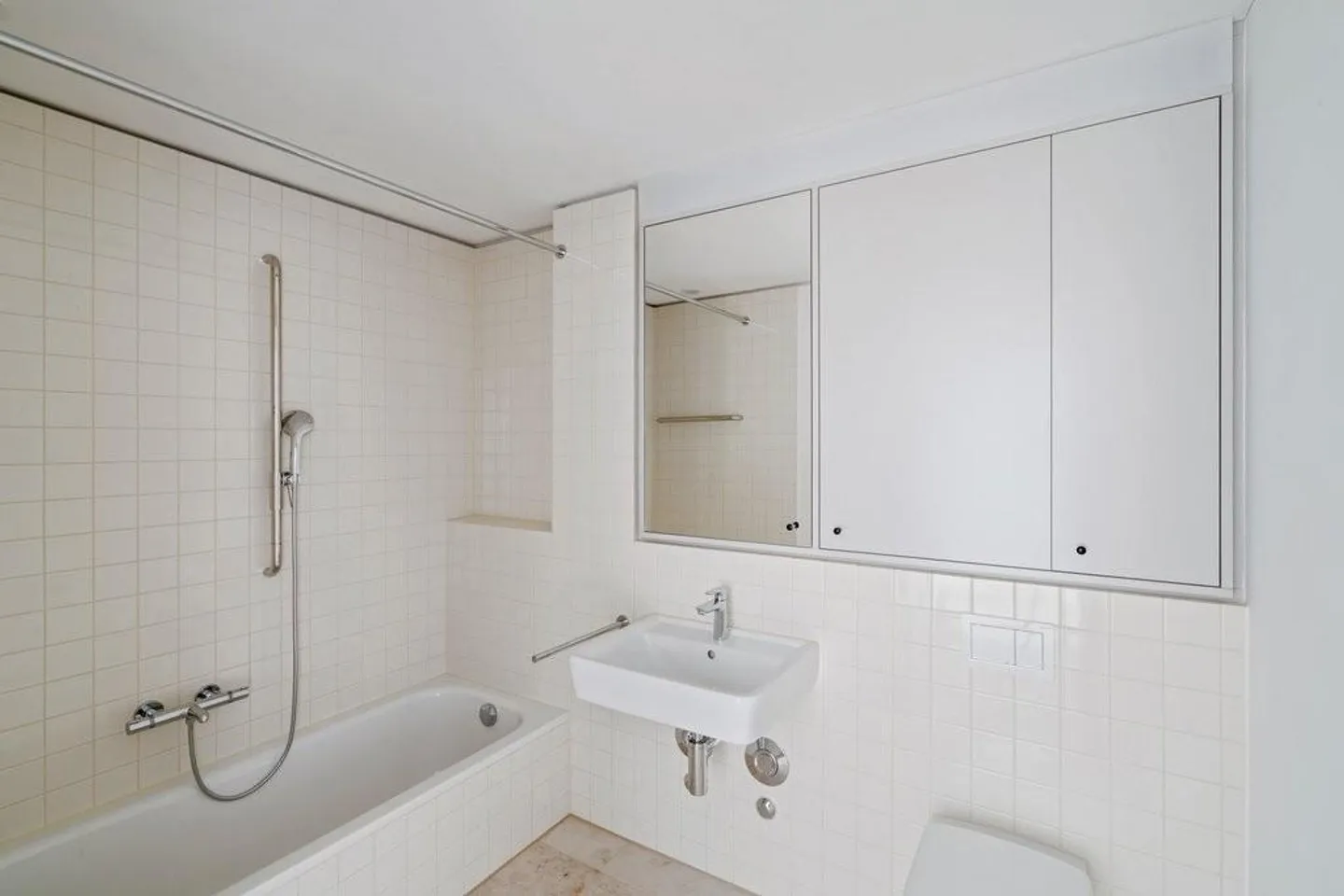 Charmante Wohnung in Glattbrugg - Foto 3 von 9