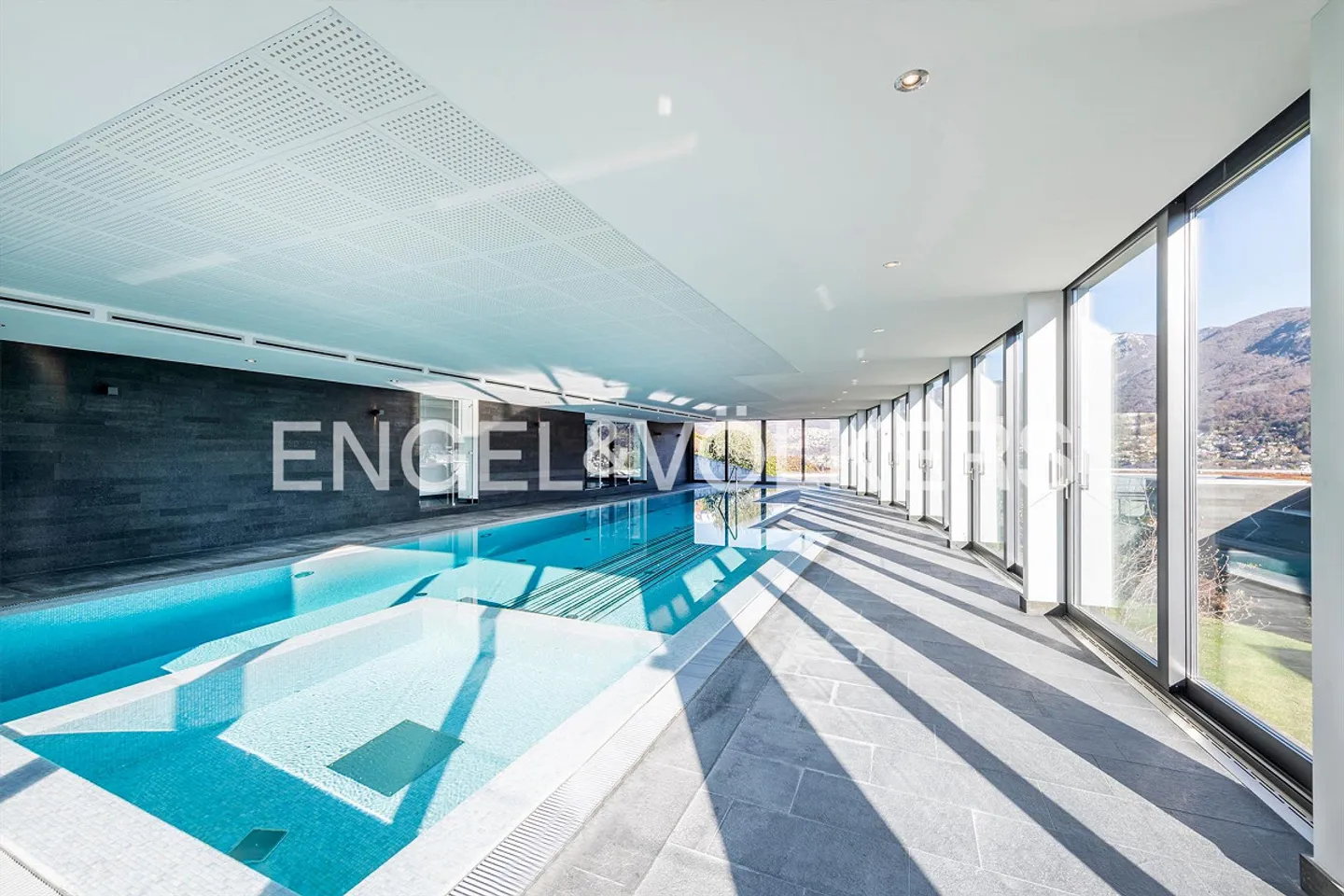 Appartement penthouse prestigieux 4.5 pièces avec vue imprenable - Photo 12 sur 14