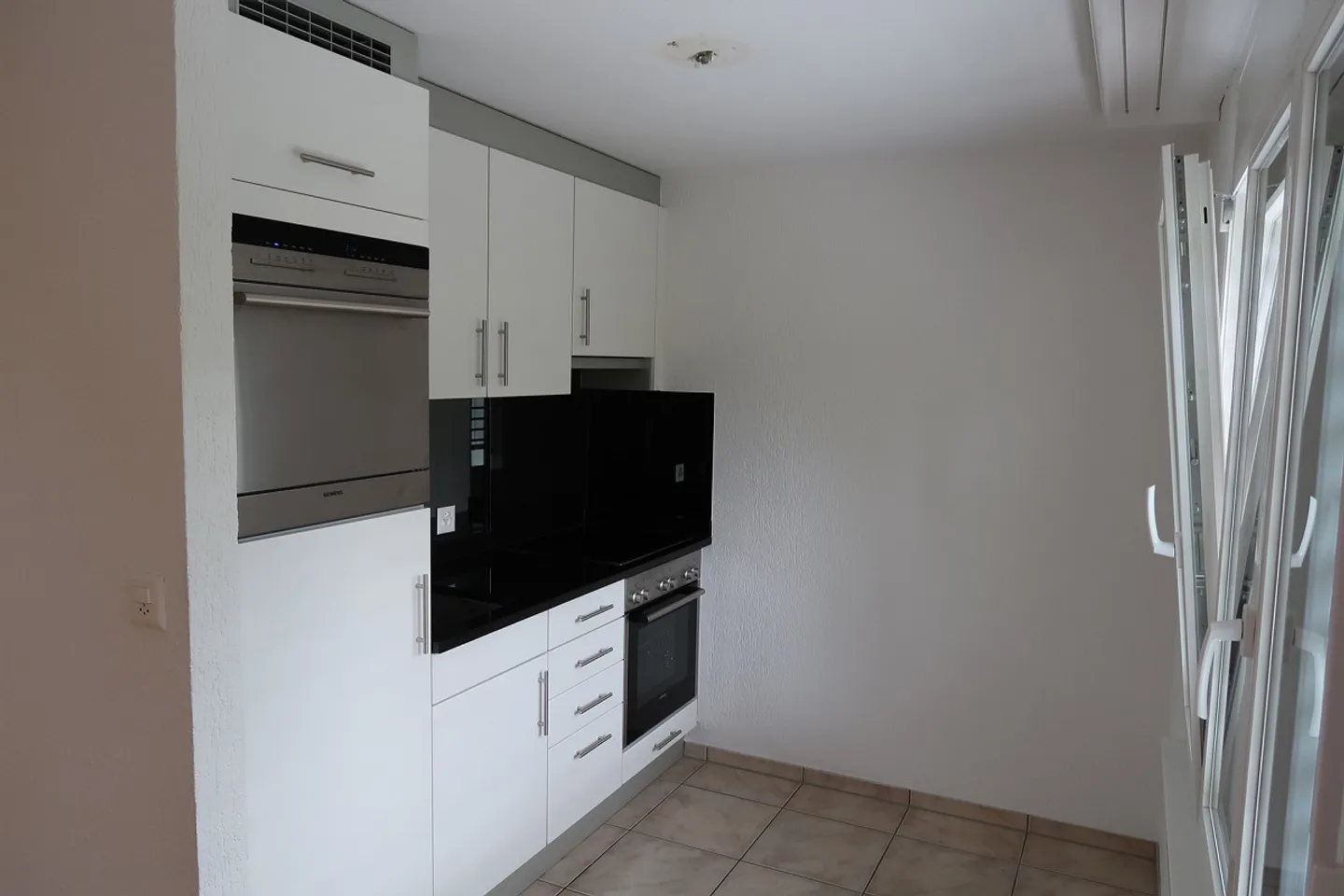 Rural yet centrally located apartment with a view of the Säntis - Photo 6 of 8