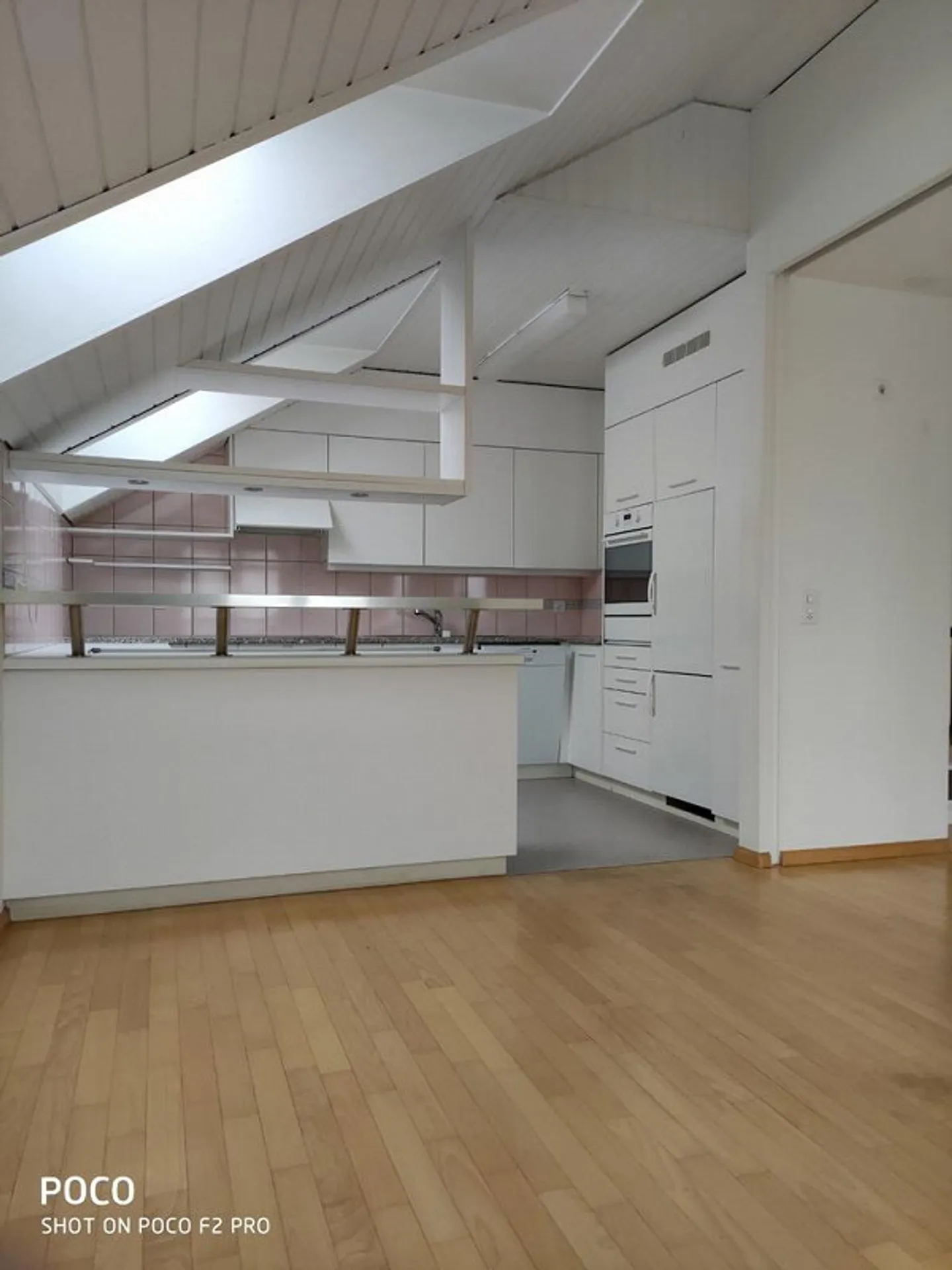 Extraordinary Penthouse - Photo 4 of 11