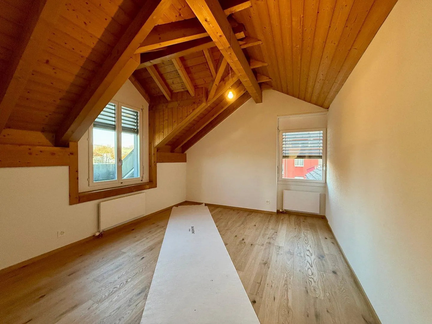 Grosszügige und helle 4.5 Zimmer-Dachwohnung - Foto 8 von 13