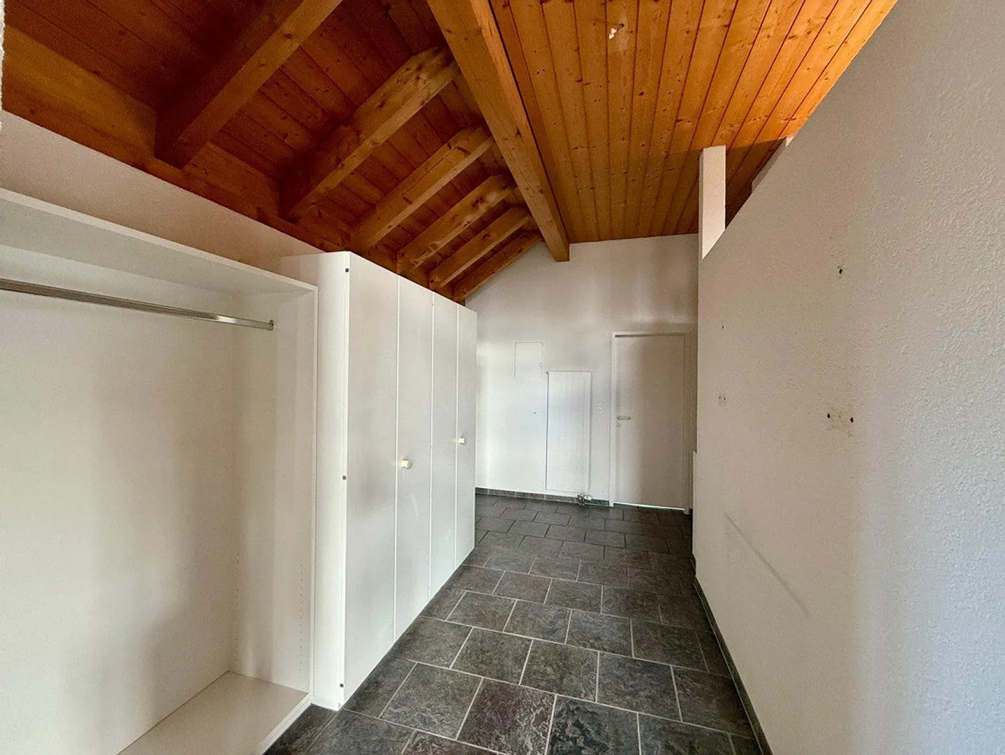 Grosszügige und helle 4.5 Zimmer-Dachwohnung - Foto 10 von 13