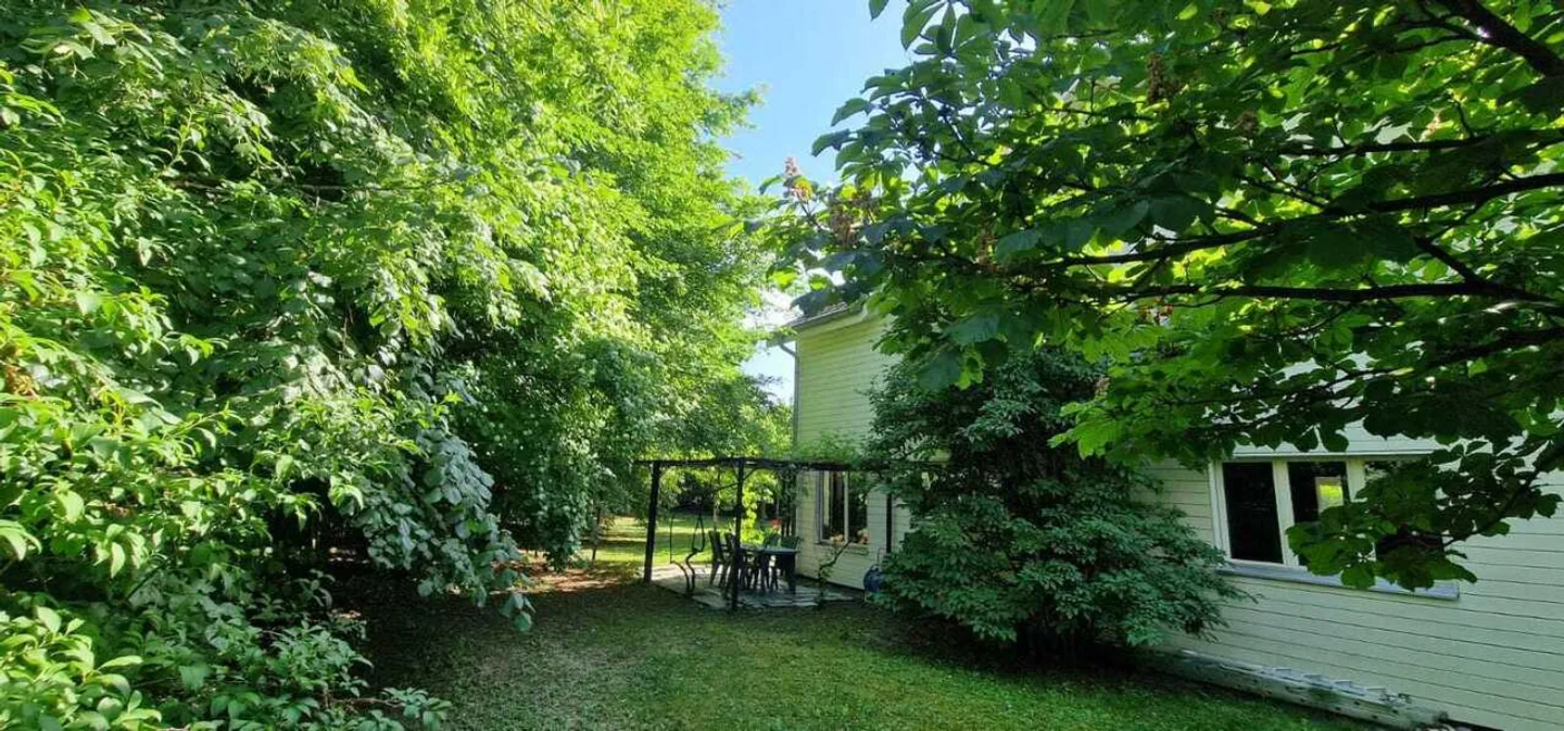Villa spacieuse avec jardin magnifique - Photo 6 sur 23