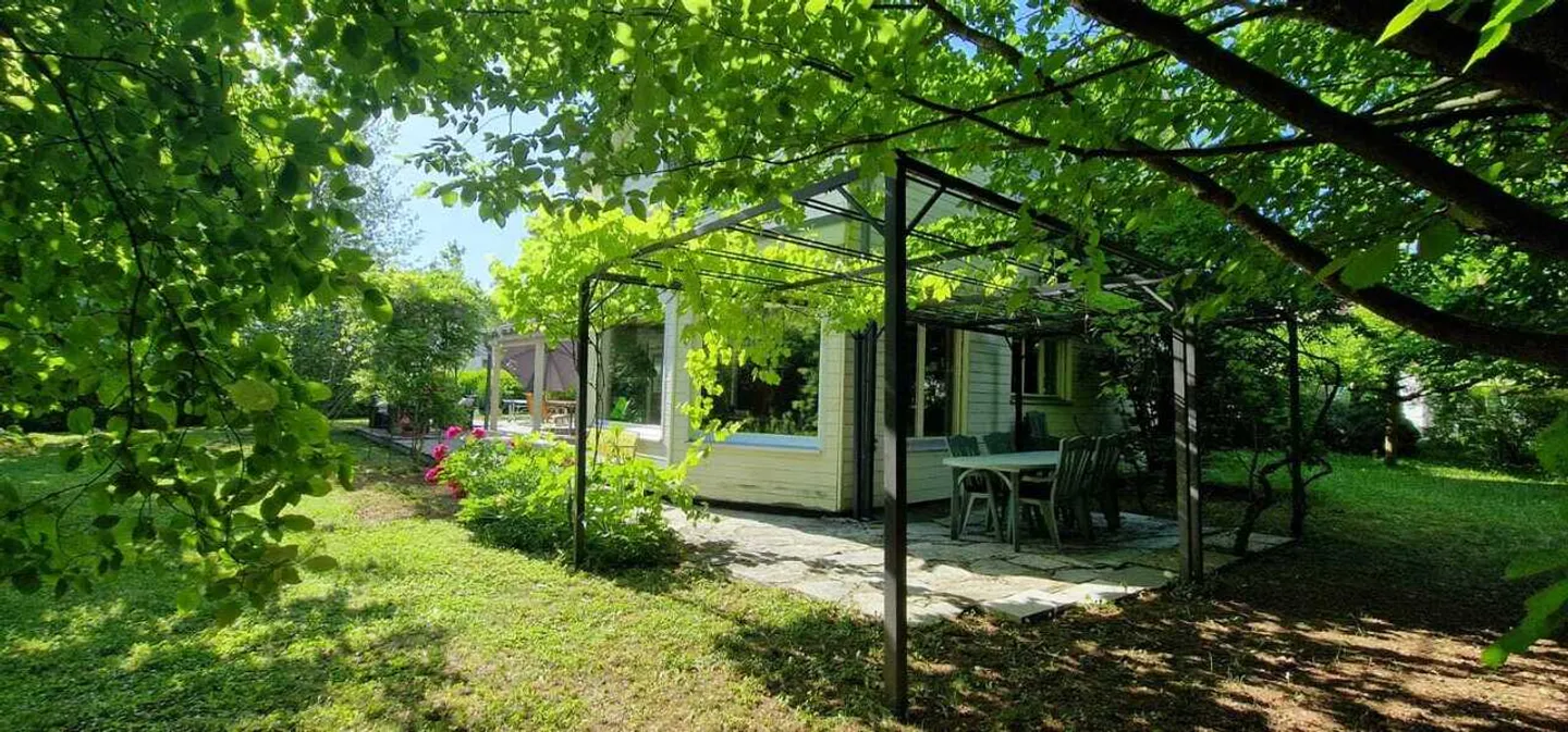 Villa spacieuse avec jardin magnifique - Photo 7 sur 23