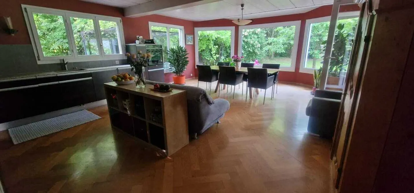 Villa spacieuse avec jardin magnifique - Photo 9 sur 23