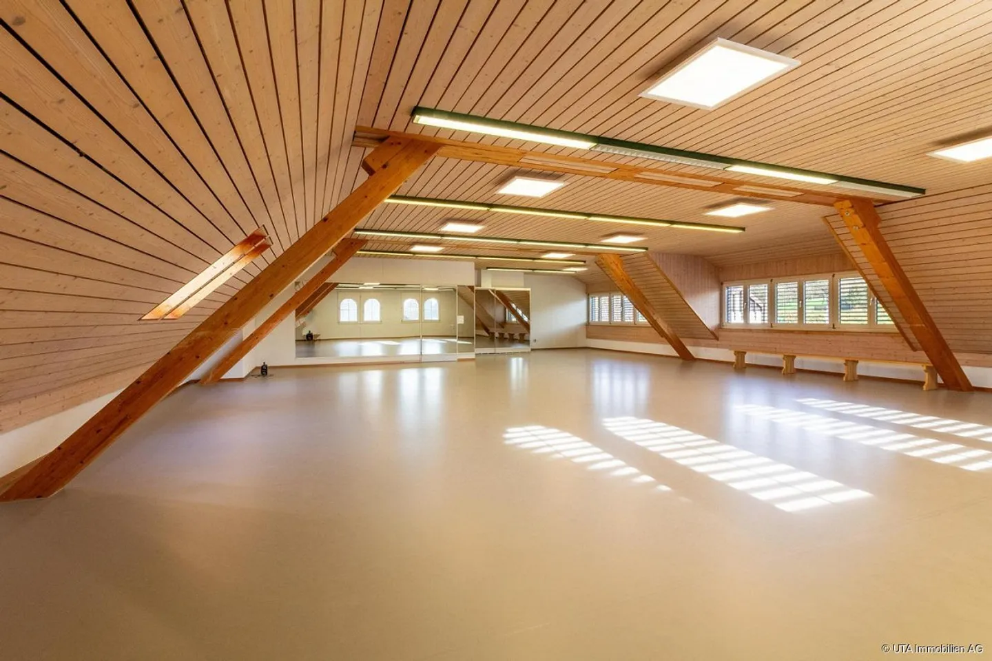 Ufficio / Spazio Commerciale nel Centro di Hausen - Foto 2 di 10