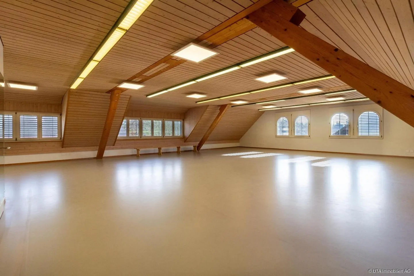 Ufficio / Spazio Commerciale nel Centro di Hausen - Foto 3 di 10