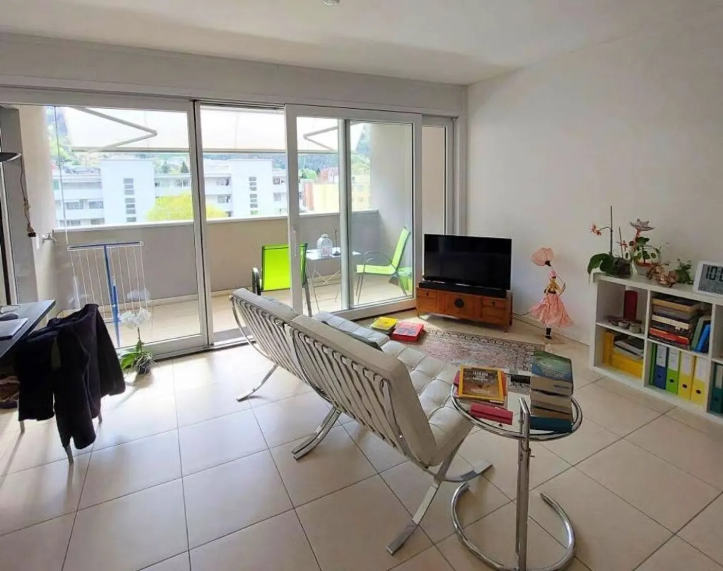 SPACIOUS 2.5 ROOMS IN BELLINZONA - Photo 4 of 13