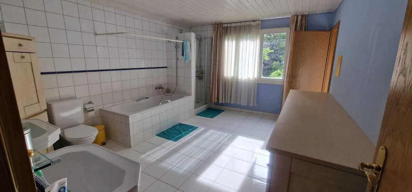 Villa spacieuse avec jardin magnifique - Photo 23 sur 23
